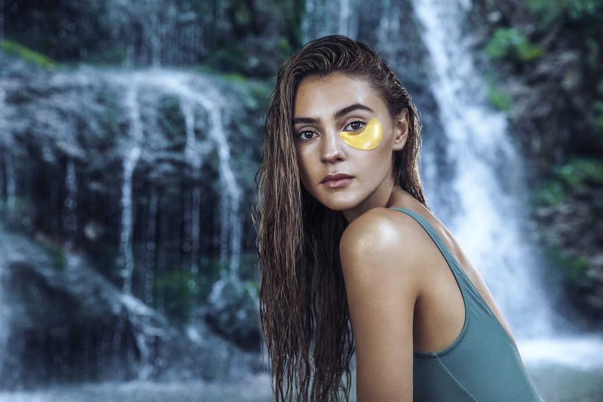 dm und Topmodel Stefanie Giesinger launchten die gemeinsam entwickelte Gesichtspflegemarke МОЙ (MOY).