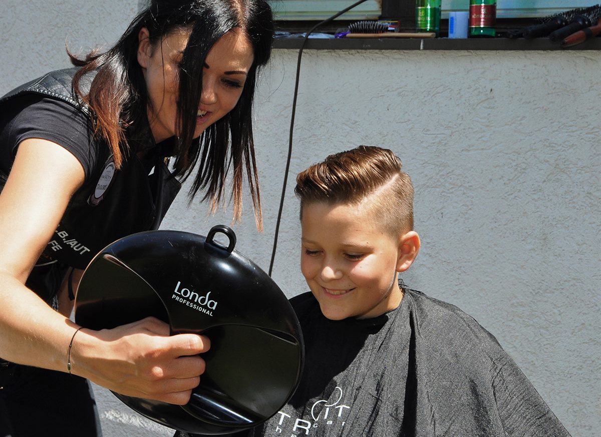 Barber Angels Brotherhood Austria im  SOS Kinderdorf 
