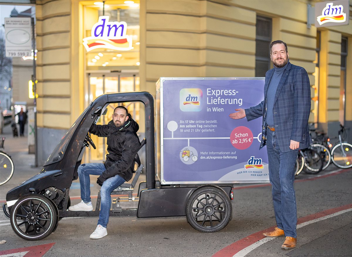dm testet Express-Zustellung per Lastenrad in Wien.