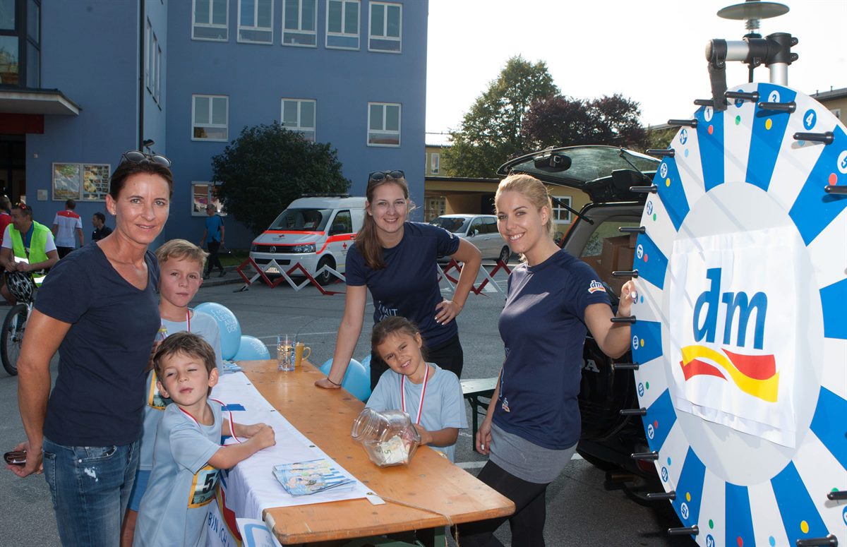 Am dm Stand konnten sich Familien über die Starken Freunde informieren.